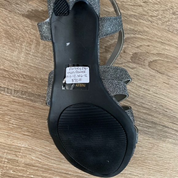 Brand new high heels - Picture 5 of 5